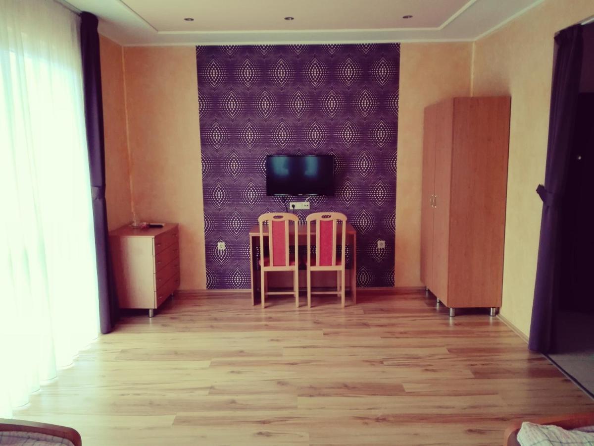 Főnix Apartmanház Nagypáli Esterno foto