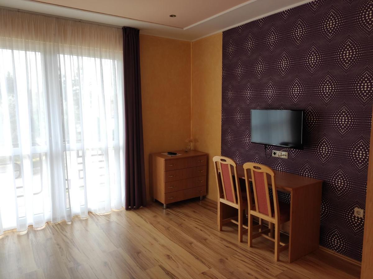 Főnix Apartmanház Nagypáli Esterno foto